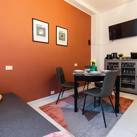 The Walls House A Pochi Passi Dal Centro Wi-fi Ac Apartament