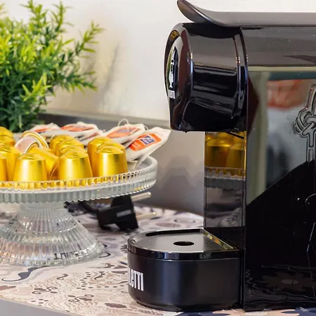 The Walls House A Pochi Passi Dal Centro Wi-fi Ac דירה