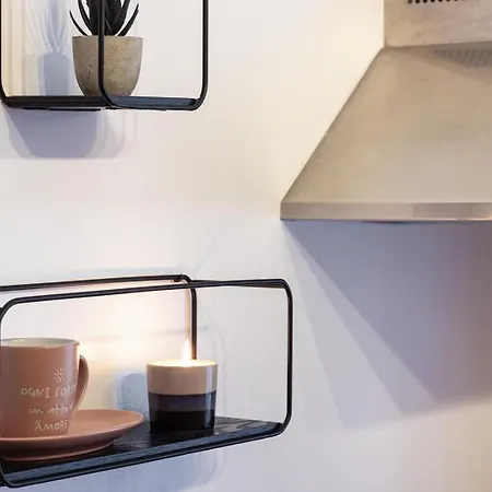 The Walls House A Pochi Passi Dal Centro Wi-fi Ac コモ