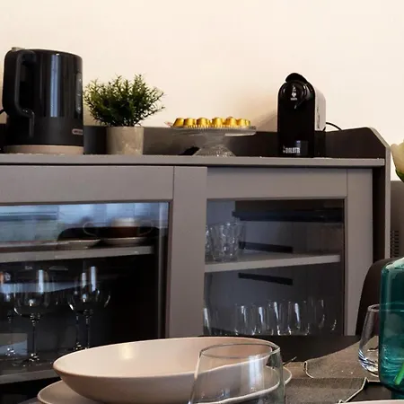 The Walls House A Pochi Passi Dal Centro Wi-fi Ac * コモ